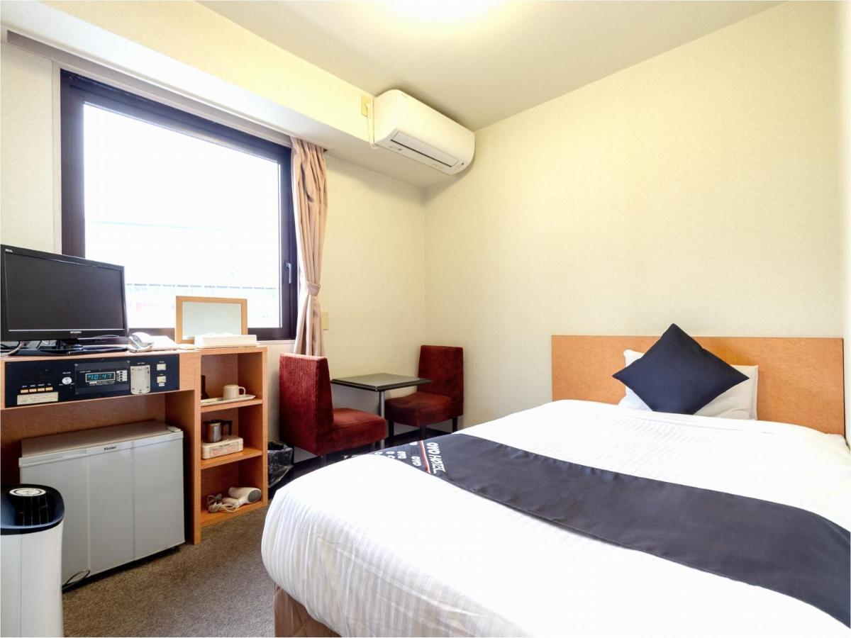 Business Hotel Yanagi Kitakyushu Kokura Buitenkant foto