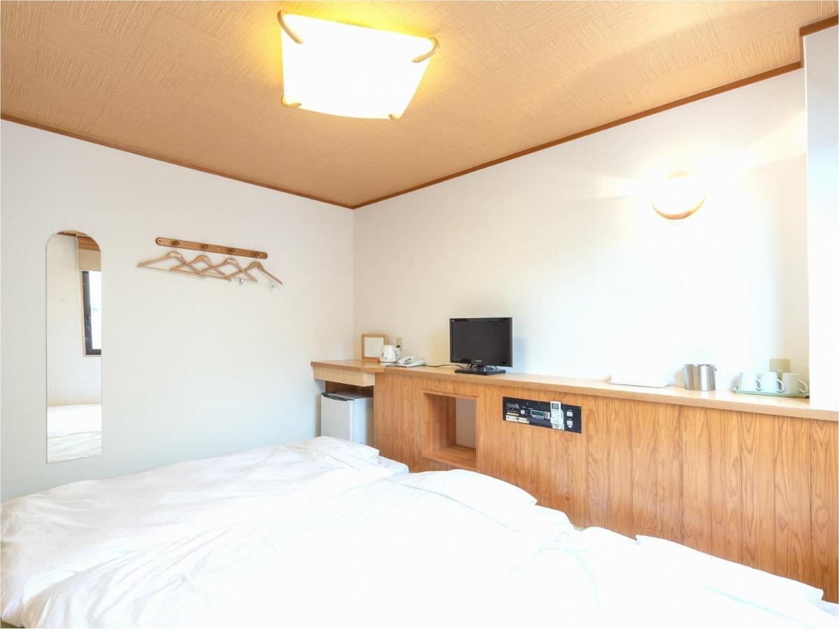 Business Hotel Yanagi Kitakyushu Kokura Buitenkant foto